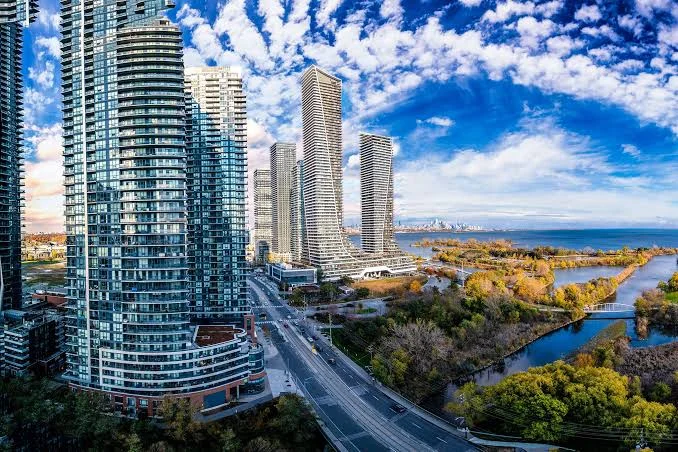 Etobicoke lakeshore area