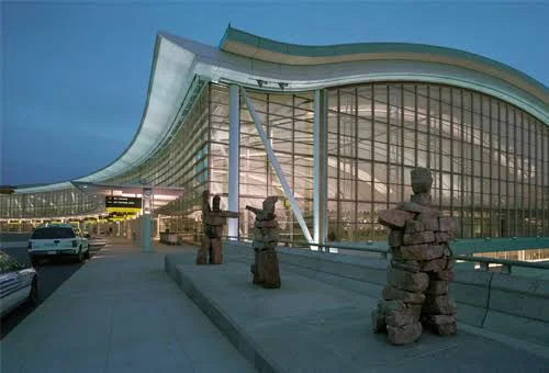 Private airport transportation at Toronto Pearson International Airport
